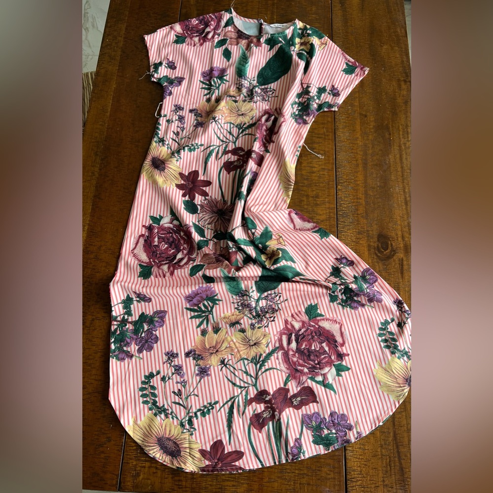SHEIN maxi printed dress